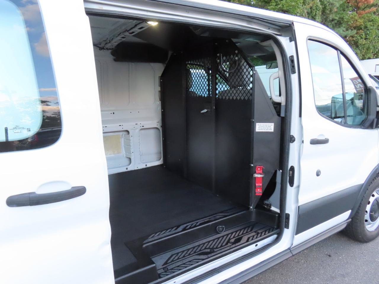 Used 2014 Ford E-150 and Econoline 150 RWD image 8