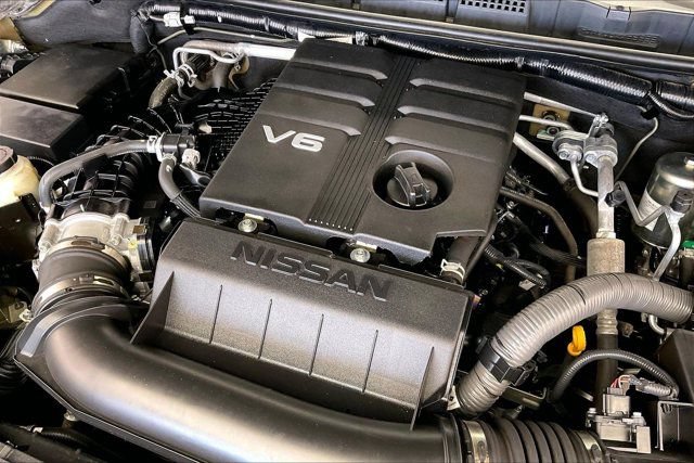 Used 2022 Nissan Frontier SV AWD/4WD image 32