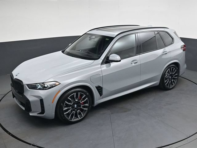 Used 2026 BMW X5 xDrive50e w/ Executive Package AWD/4WD image 30
