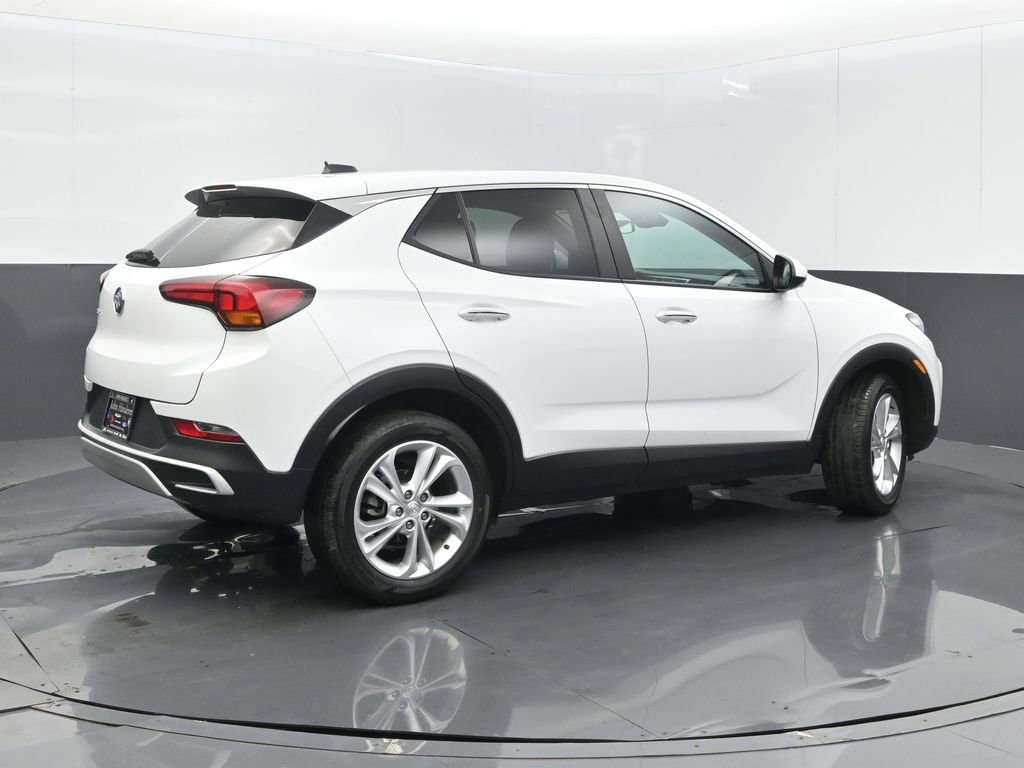 Used 2023 Buick Encore GX Preferred w/ Cold Weather Comfort Package FWD image 7