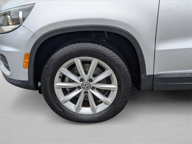 Used 2017 Volkswagen Tiguan Wolfsburg Edition image 22
