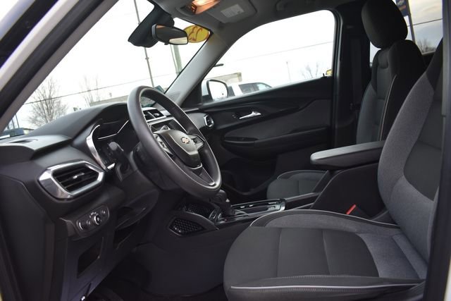 Certified 2023 Chevrolet TrailBlazer LT FWD image 22
