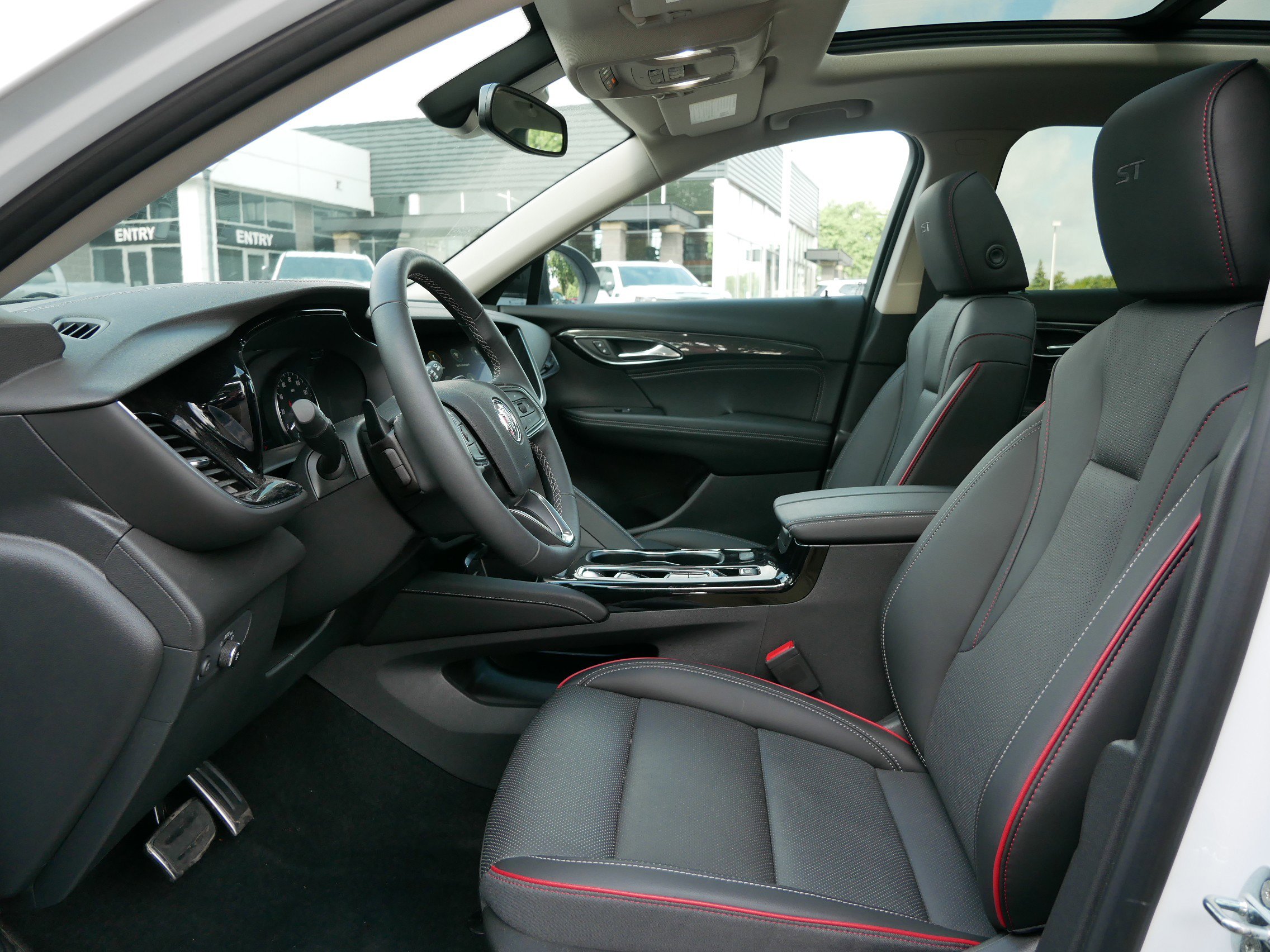 New 2023 Buick Envision Essence w/ Sport Touring Package image 3