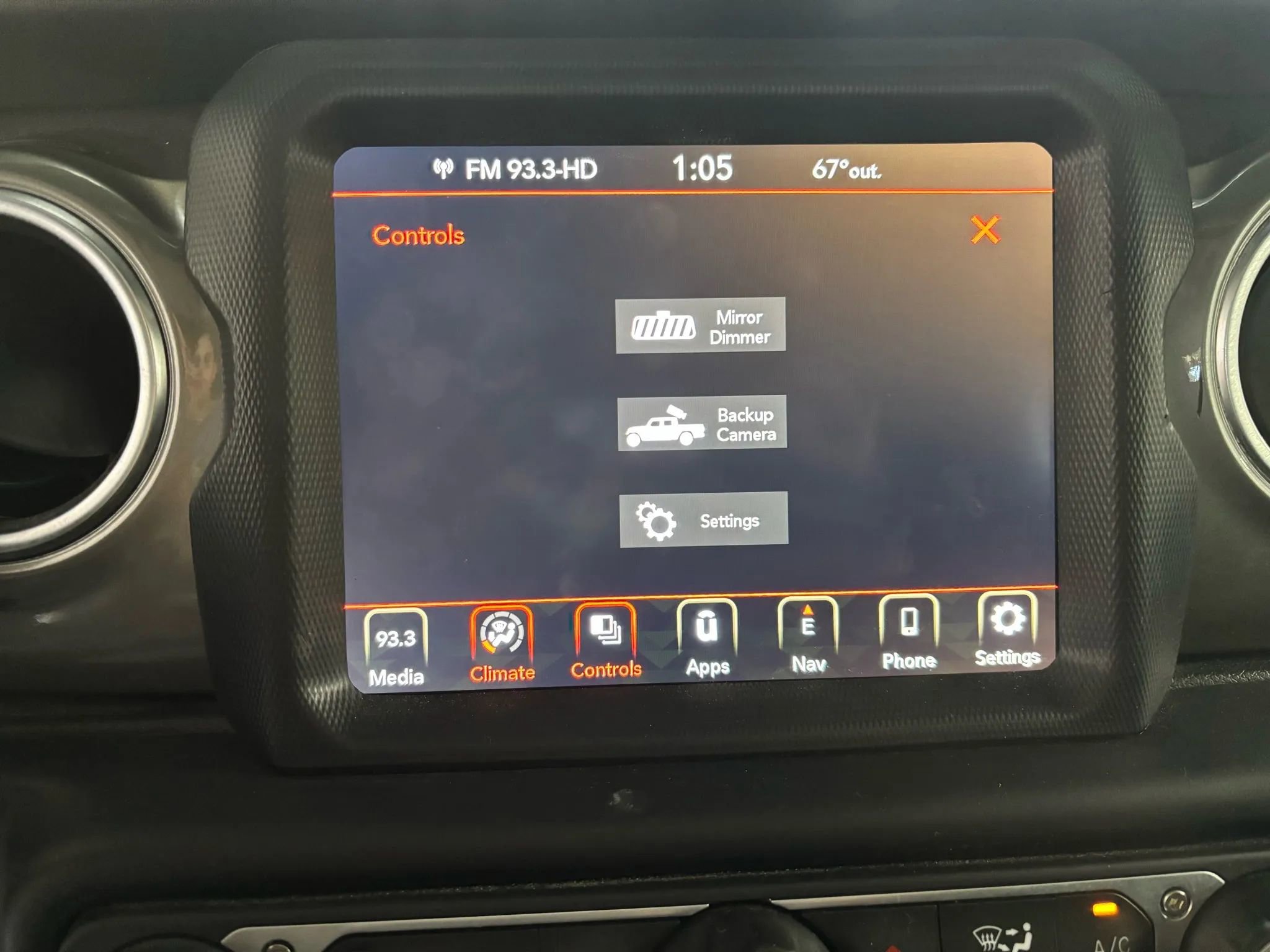 Used 2023 Jeep Gladiator Overland image 37
