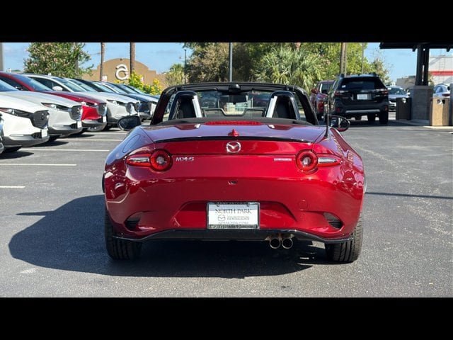 New 2026 MAZDA MX-5 Miata Club w/ Interior Package RWD image 12