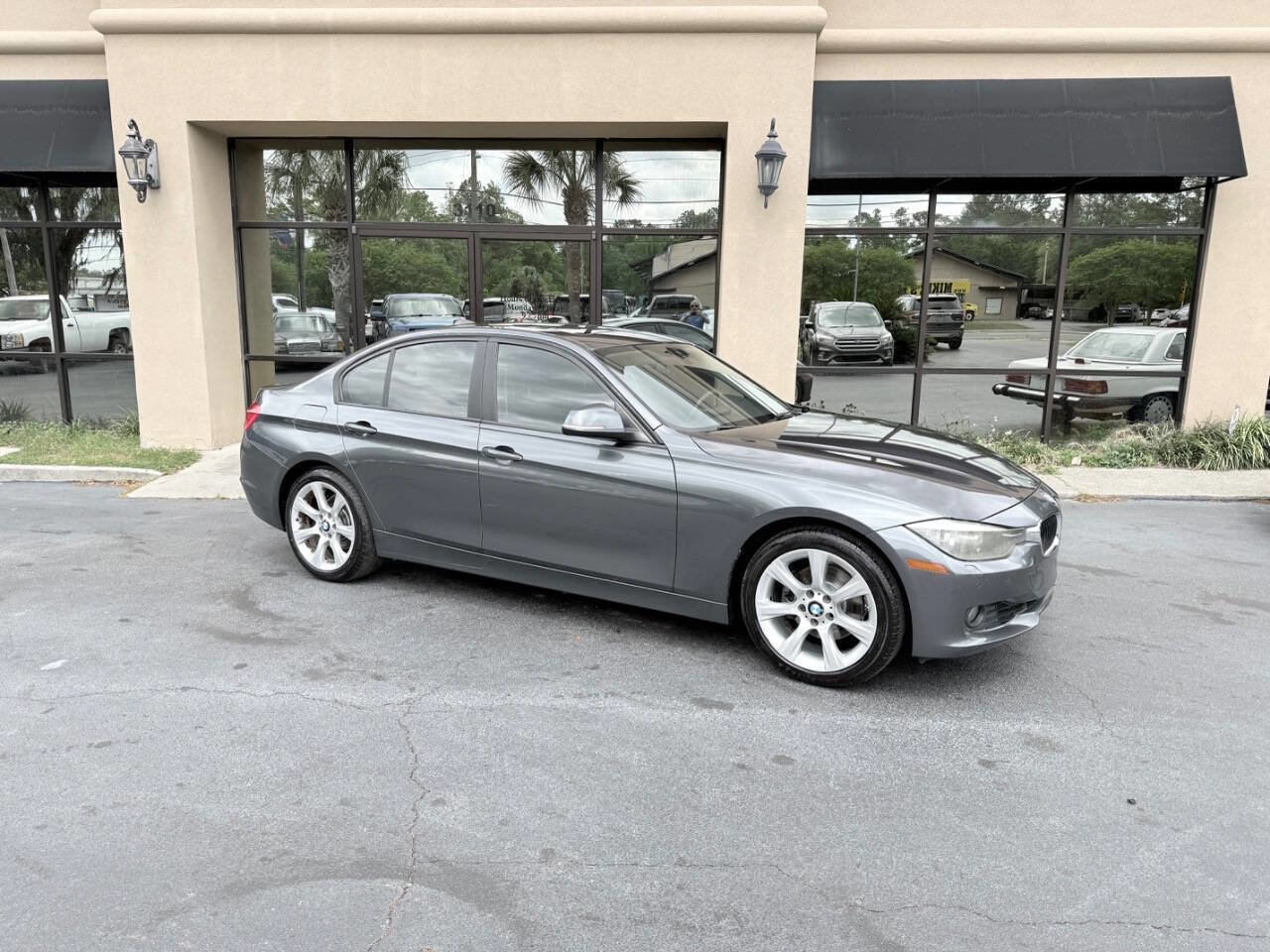 Used 2015 BMW 328i xDrive Sedan image 2