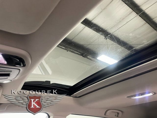 Used 2023 Subaru Outback Premium image 19