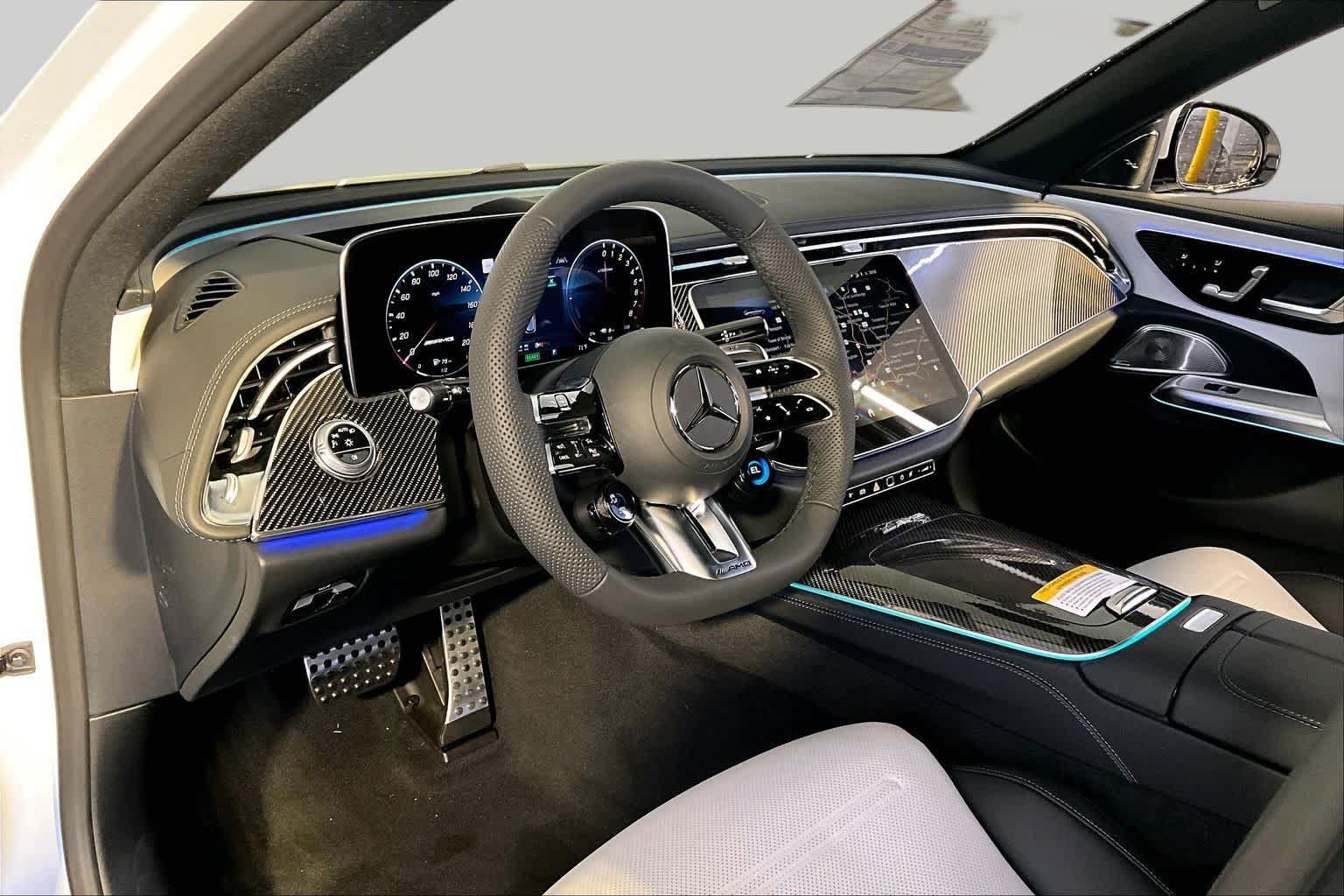 New 2026 Mercedes-Benz E 53 AMG e 4MATIC Wagon image 9