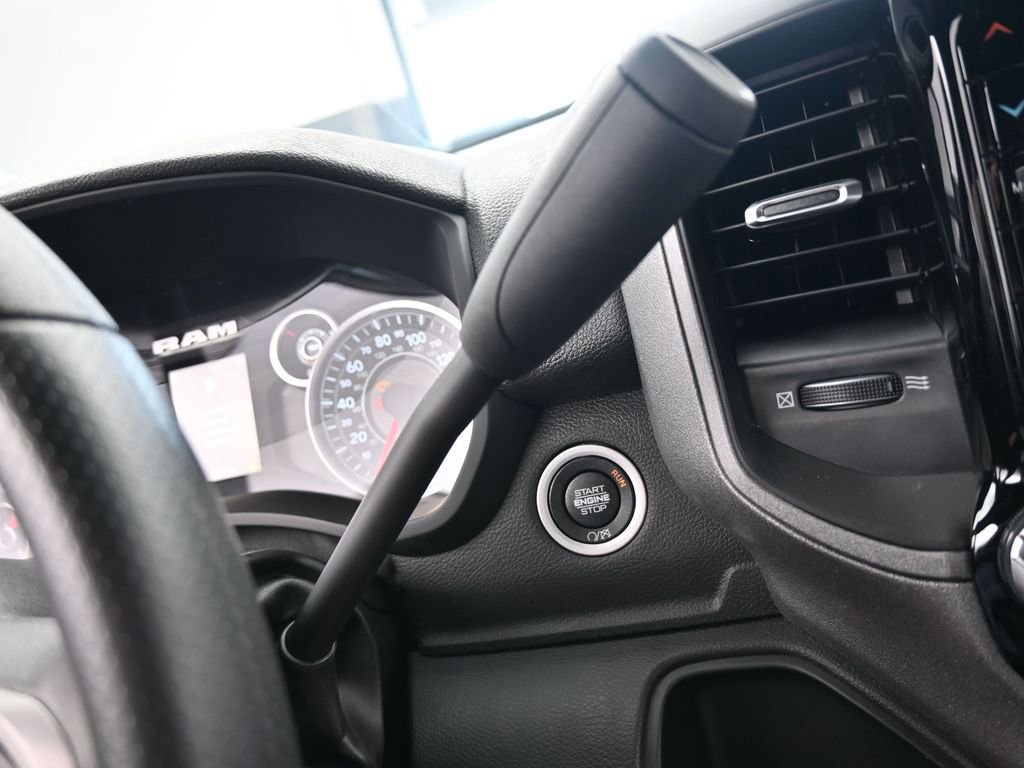 Used 2024 RAM 3500 Tradesman image 27