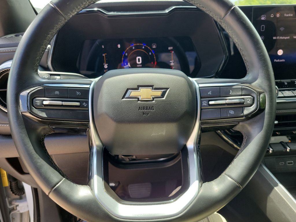 Used 2023 Chevrolet Colorado LT w/ LT Convenience Package II AWD/4WD image 19