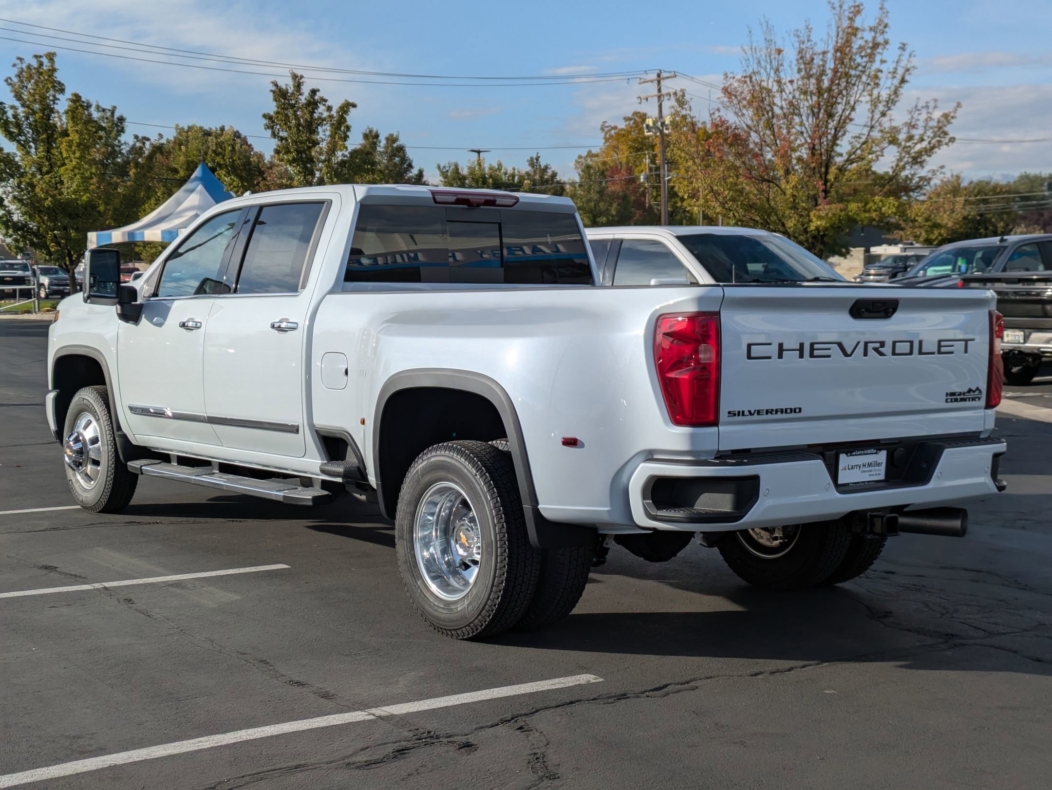 New 2026 Chevrolet Silverado 3500 High Country w/ Technology Package image 3