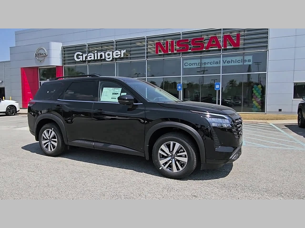 New 2026 Nissan Pathfinder SL FWD image 36