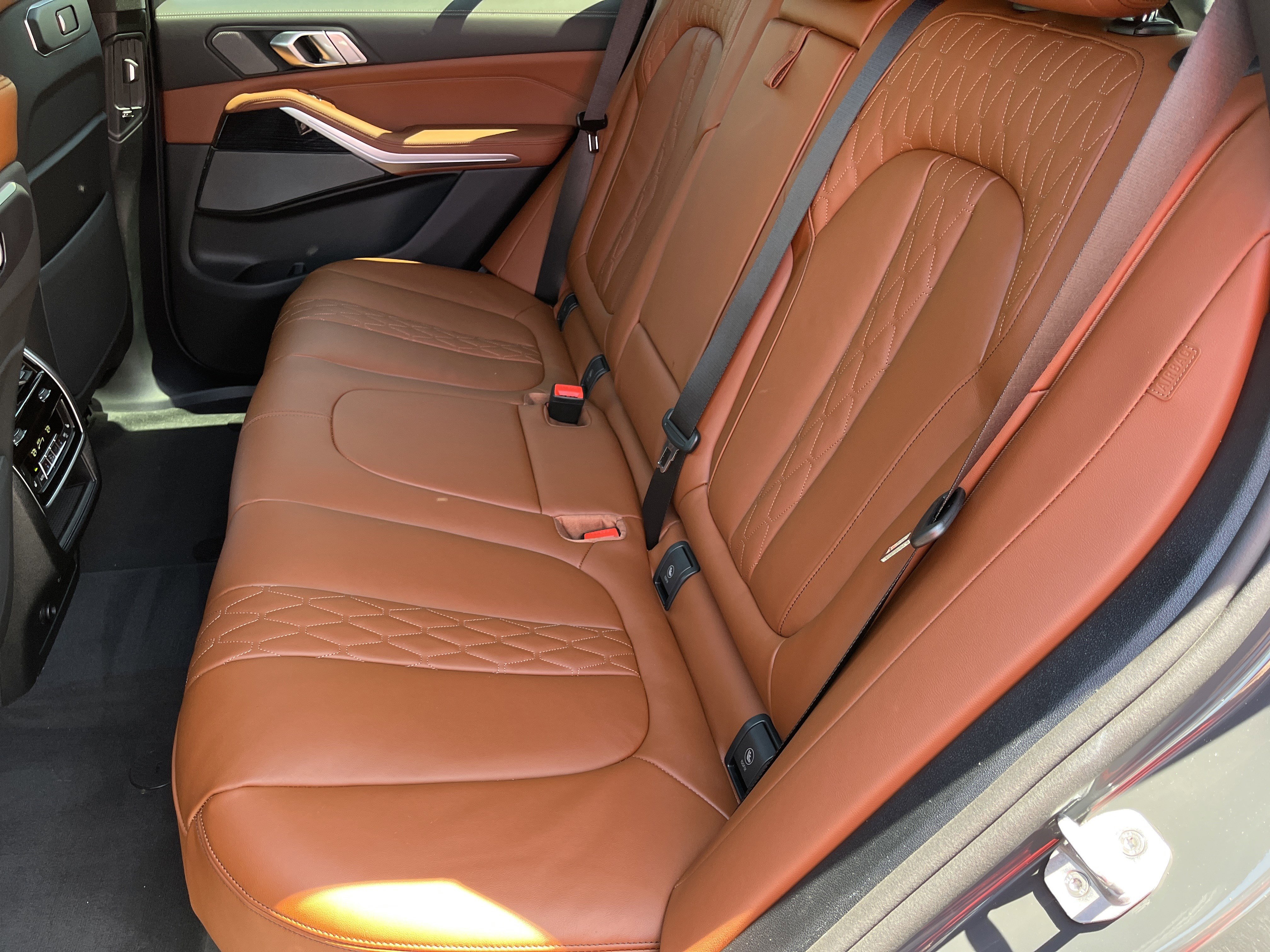 New 2026 BMW X5 xDrive40i w/ M Sport Package AWD/4WD image 19