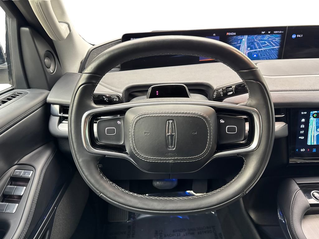 Used 2025 Lincoln Navigator Reserve AWD/4WD image 60