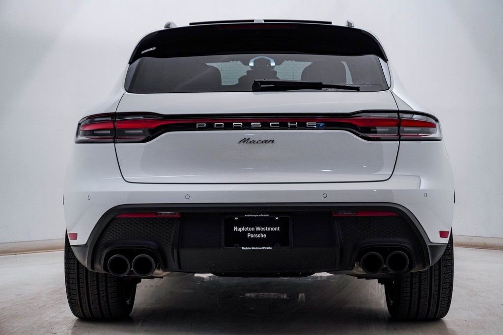 Certified 2025 Porsche Macan image 10