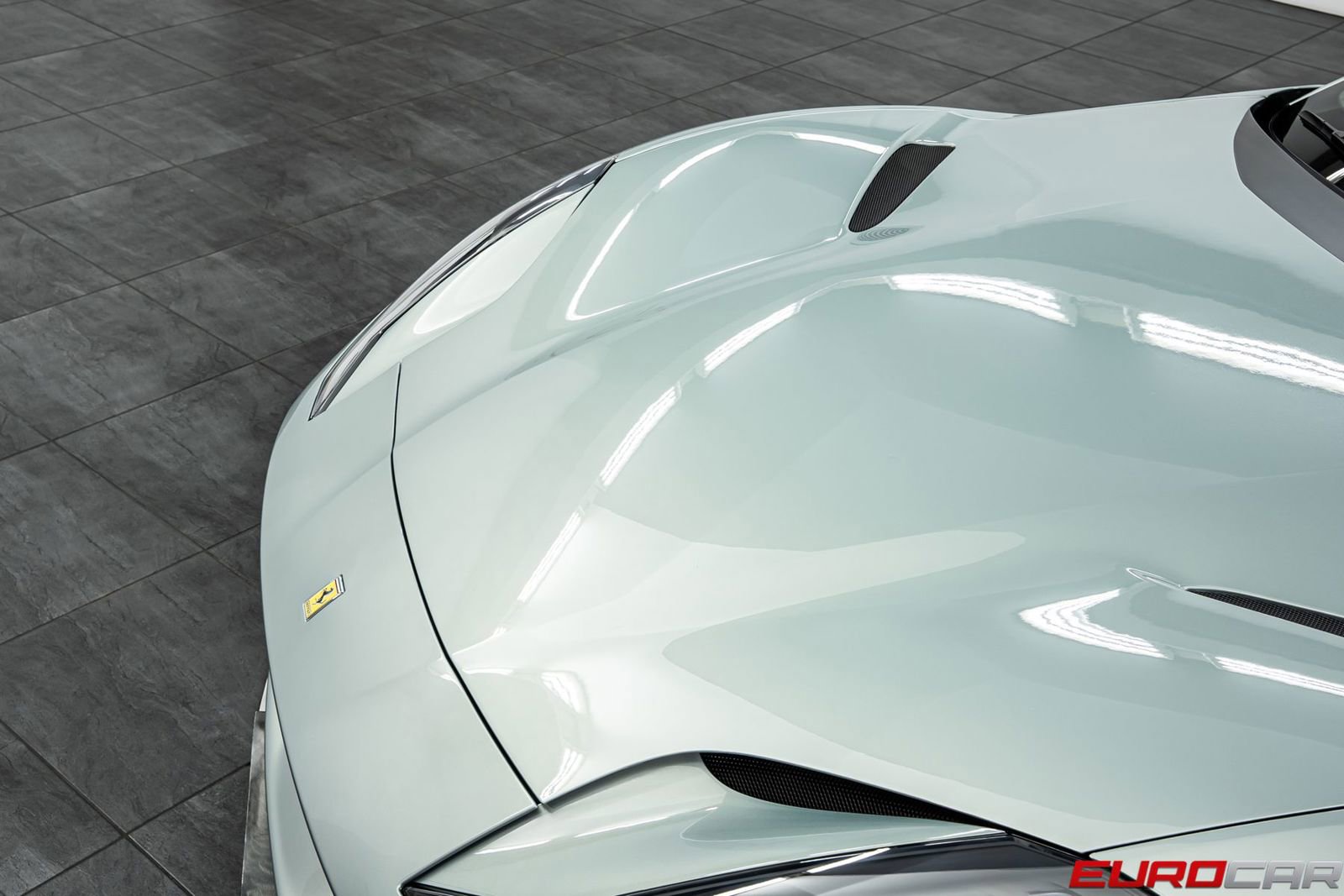 Used 2022 Ferrari 812 GTS RWD image 11