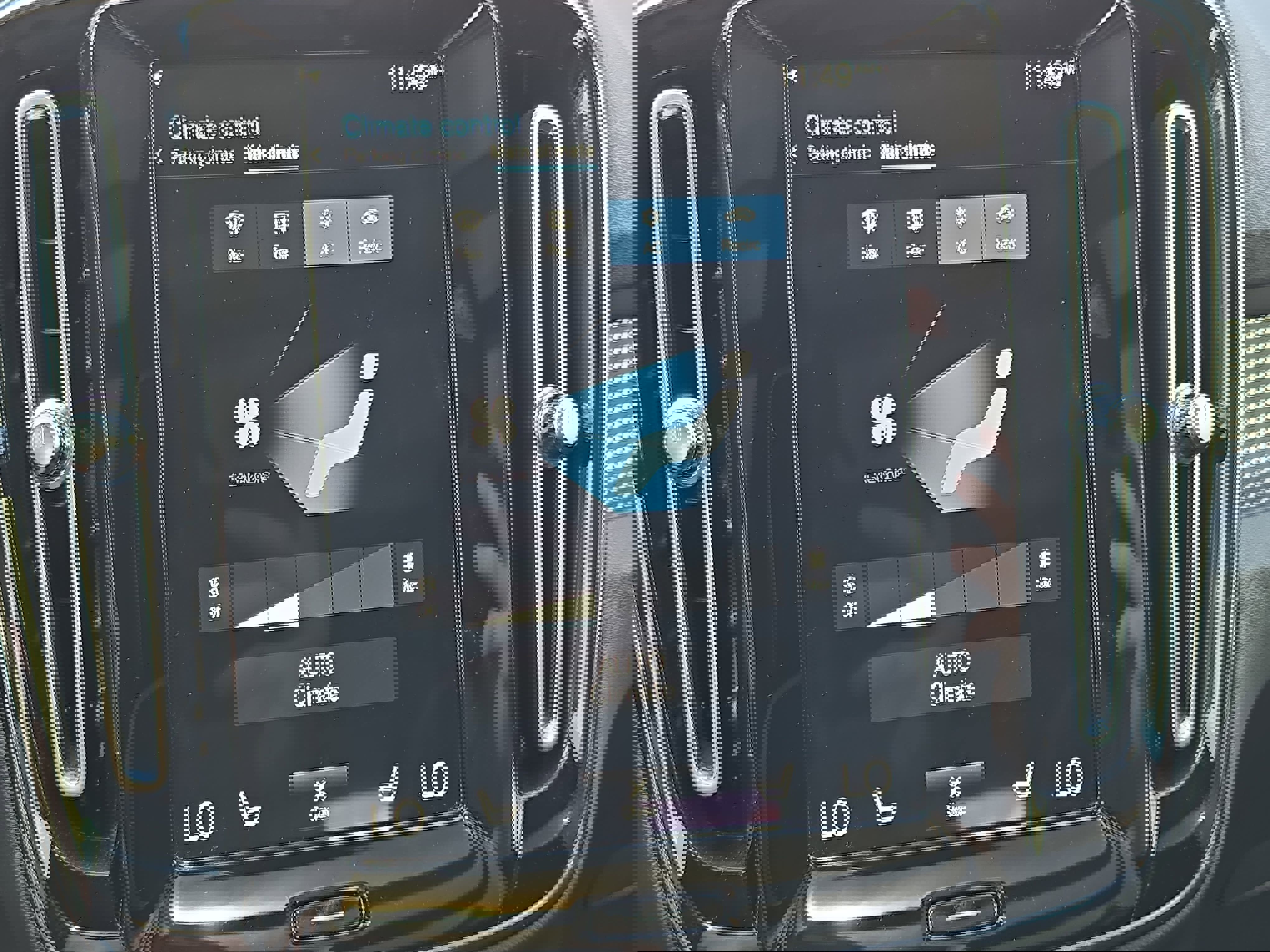 Used 2022 Volvo XC40 T5 R-Design w/ Advanced Package image 23