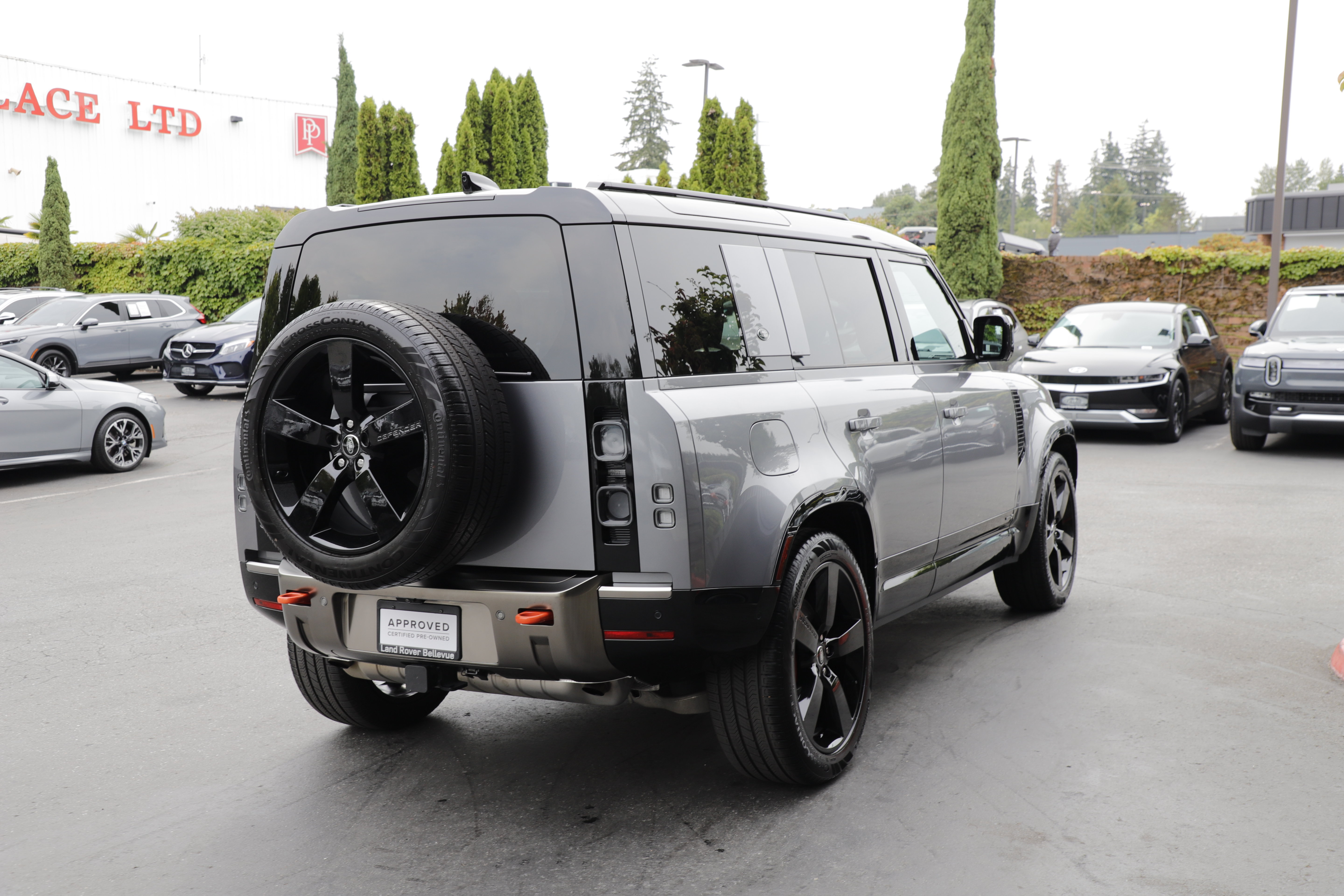 Certified 2024 Land Rover Defender 110 X AWD/4WD image 10
