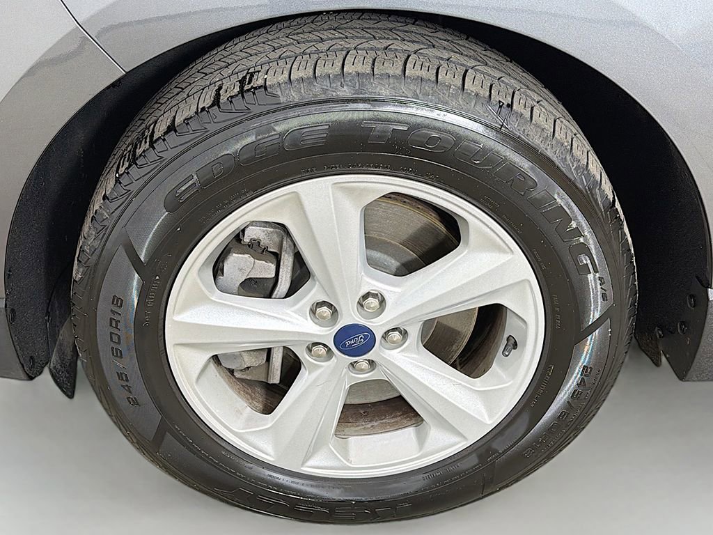 Used 2022 Ford Edge SE image 14