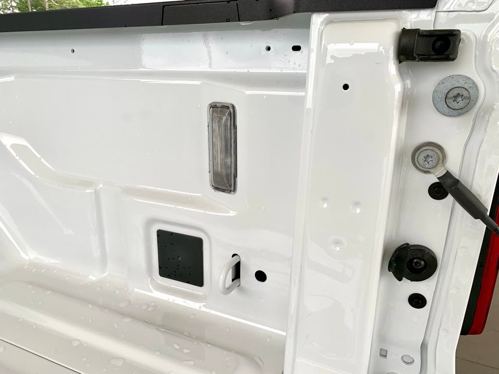 Used 2025 Jeep Gladiator Mojave AWD/4WD image 23