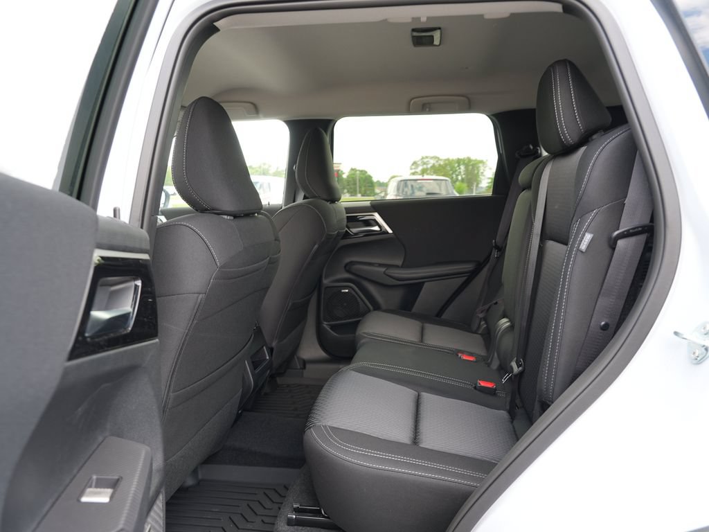 New 2026 Mitsubishi Outlander ES AWD/4WD image 18