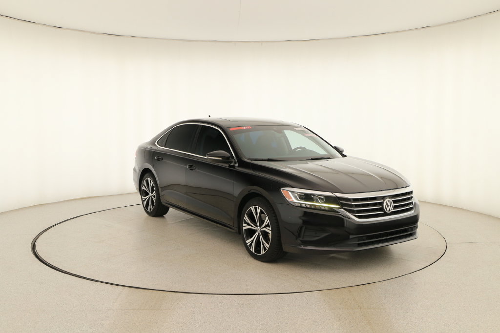 Used 2020 Volkswagen Passat 2.0T SEL FWD image 10