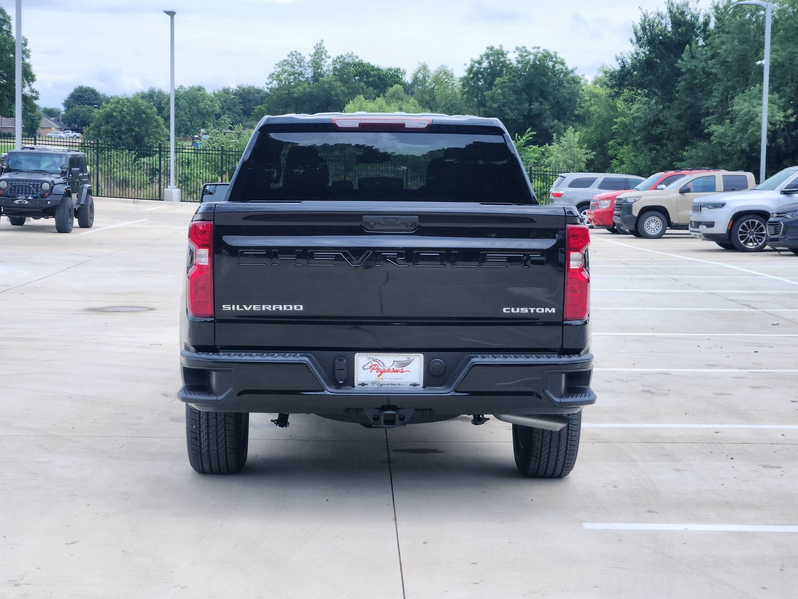 New 2026 Chevrolet Silverado 1500 Custom RWD image 8