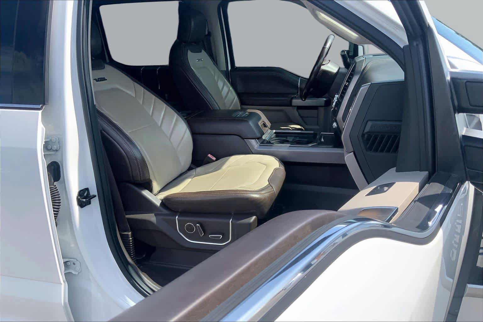 Used 2019 Ford F250 Limited w/ FX4 Off-Road Package AWD/4WD image 9