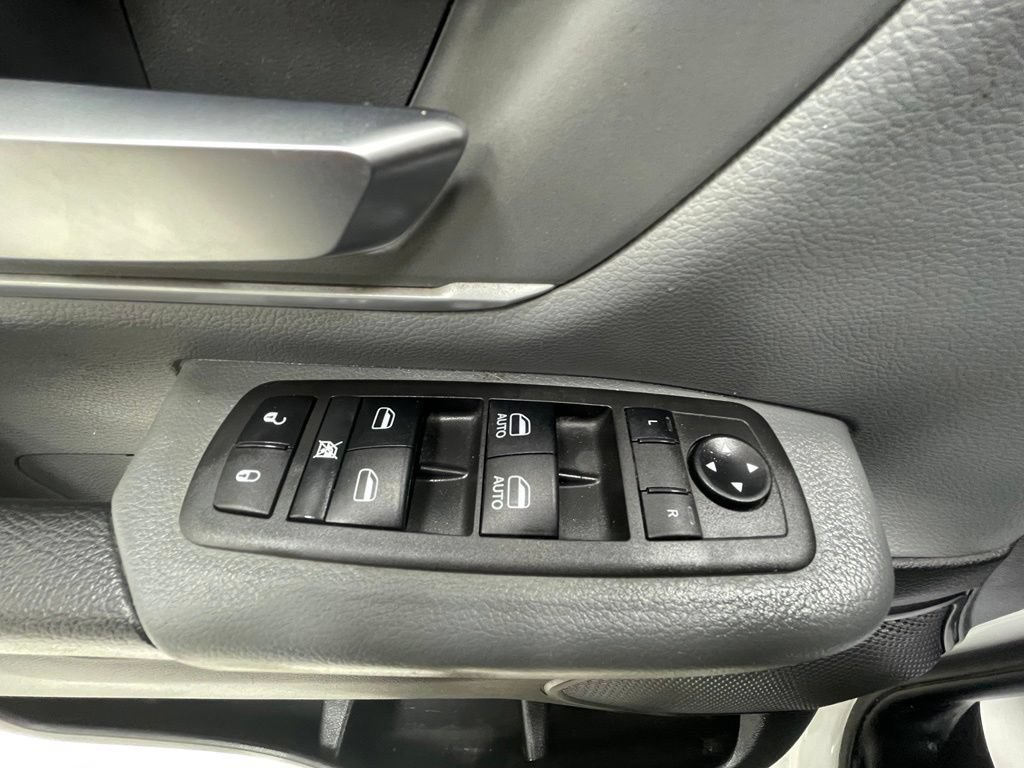 Used 2022 RAM 1500 Big Horn AWD/4WD image 11