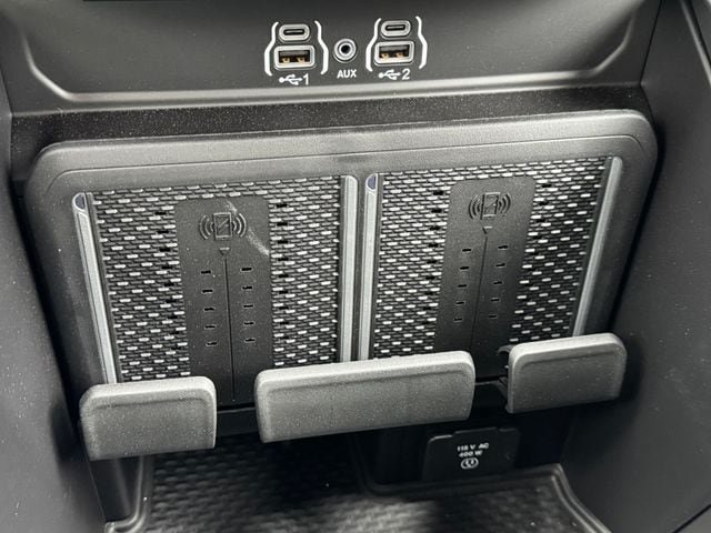 New 2026 RAM 2500 Big Horn AWD/4WD image 42