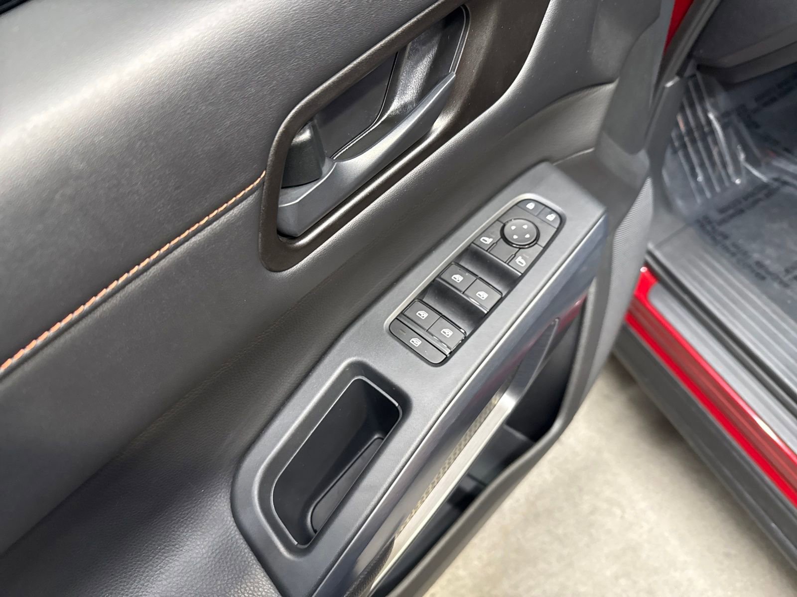 Used 2024 Nissan Pathfinder Rock Creek image 13