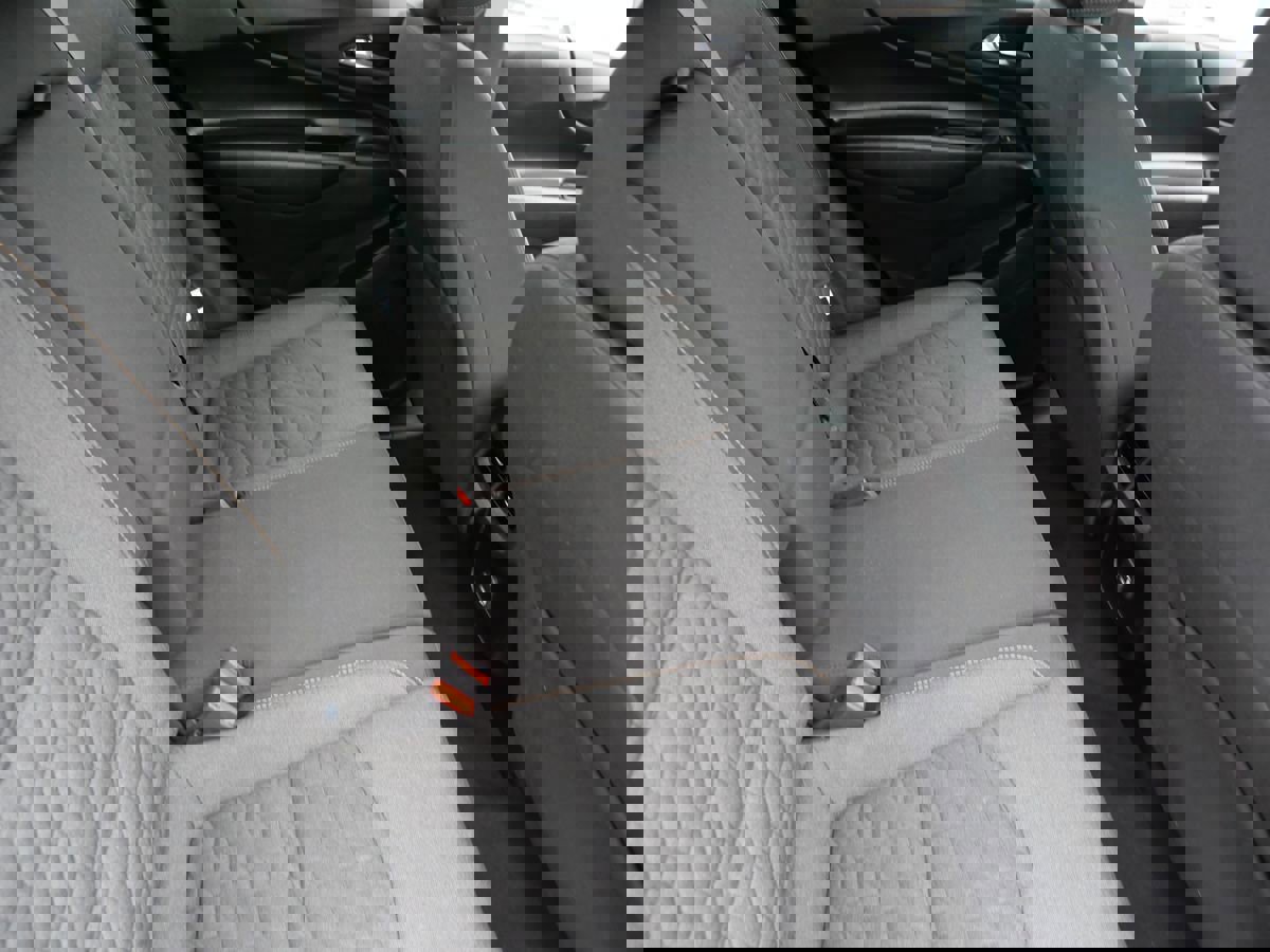 Used 2020 Chevrolet Equinox LT image 25