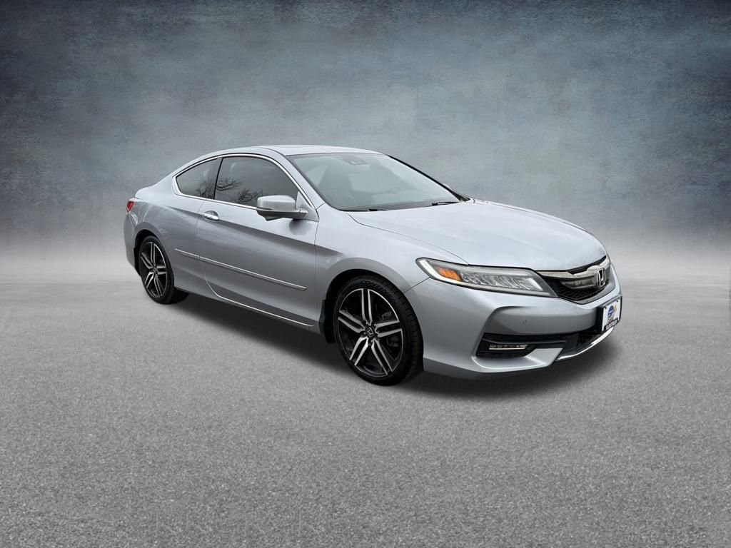 Used 2016 Honda Accord Touring image 7