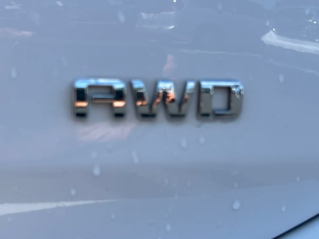 Used 2023 Chevrolet Equinox LS AWD/4WD image 18