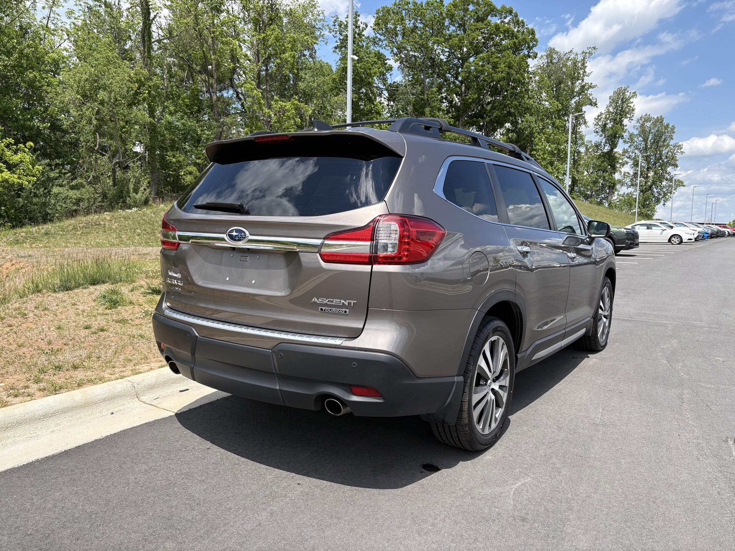 Used 2022 Subaru Ascent Touring w/ Popular Package #2A AWD/4WD image 9