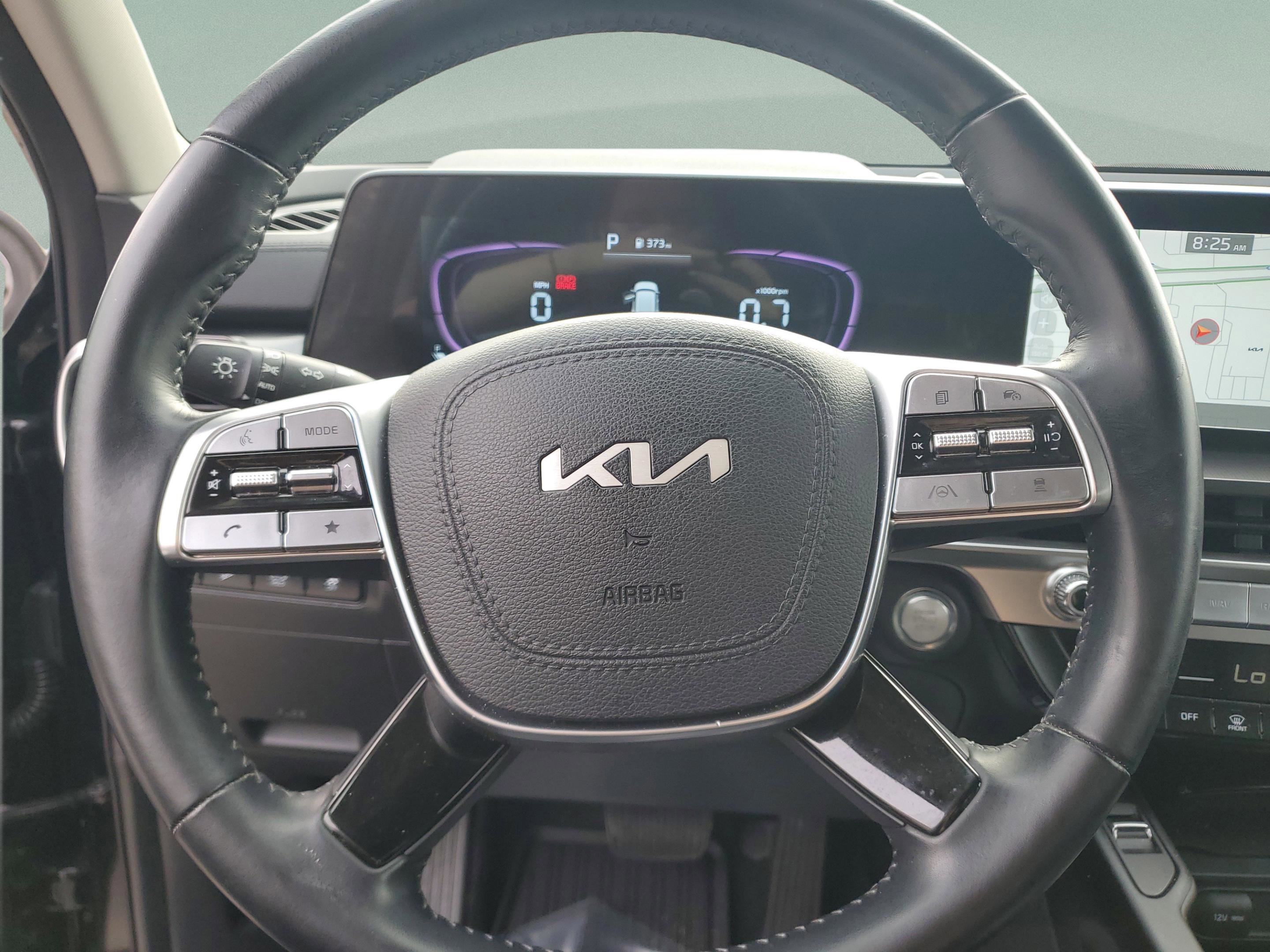 Certified 2025 Kia Telluride S image 18