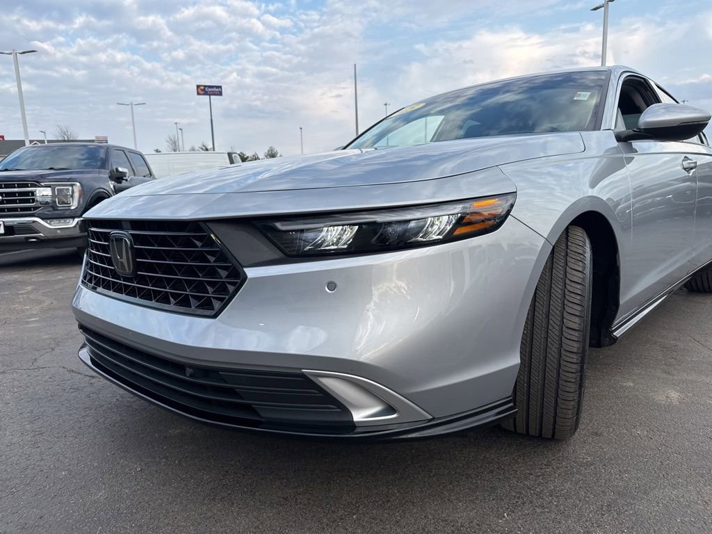 Used 2025 Honda Accord Touring image 42