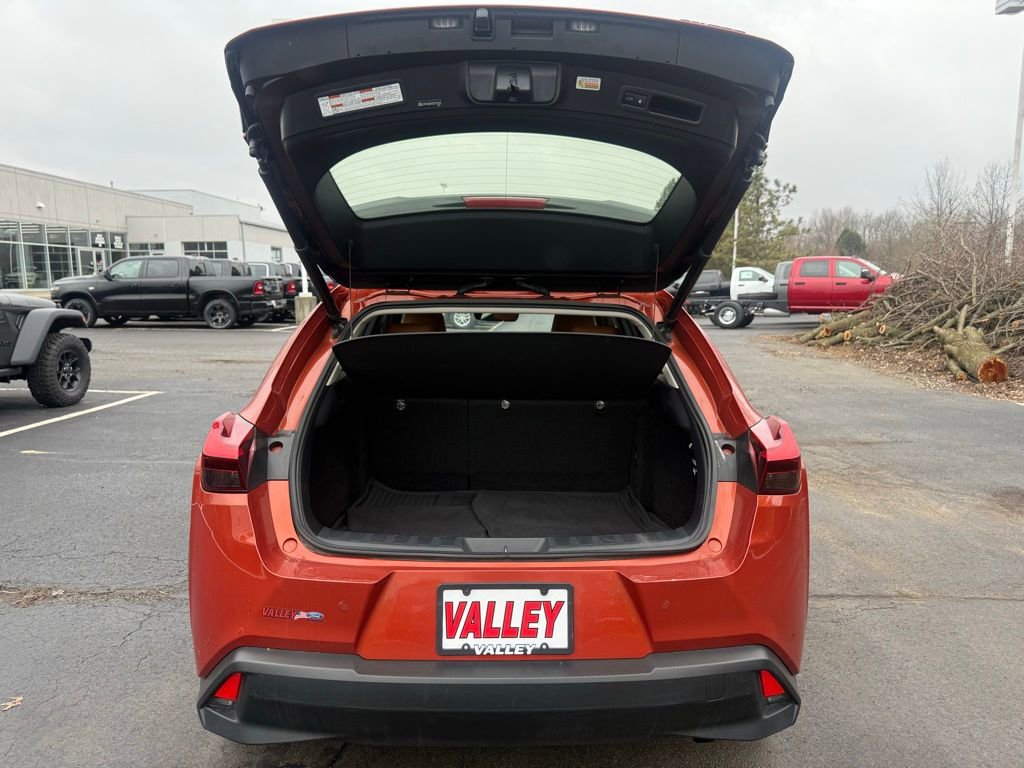 Used 2019 Lexus UX 200 w/ Accessory Package 2 image 39