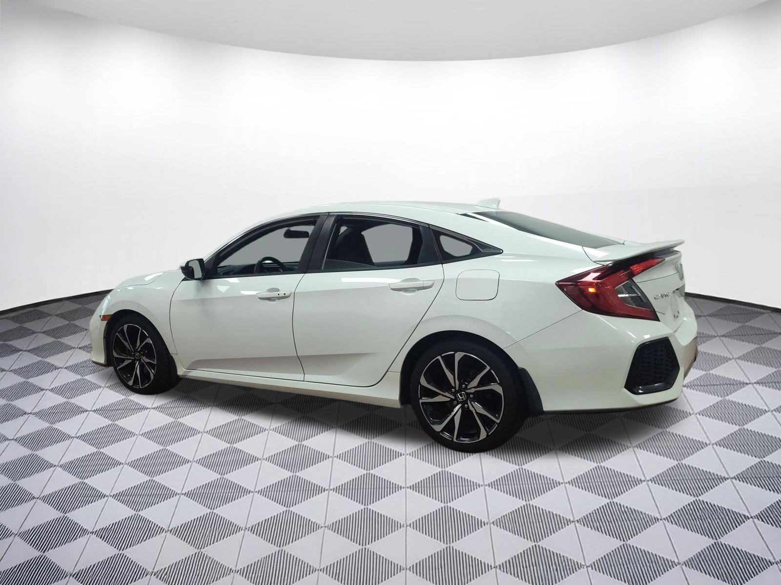 Used 2018 Honda Civic Si image 3