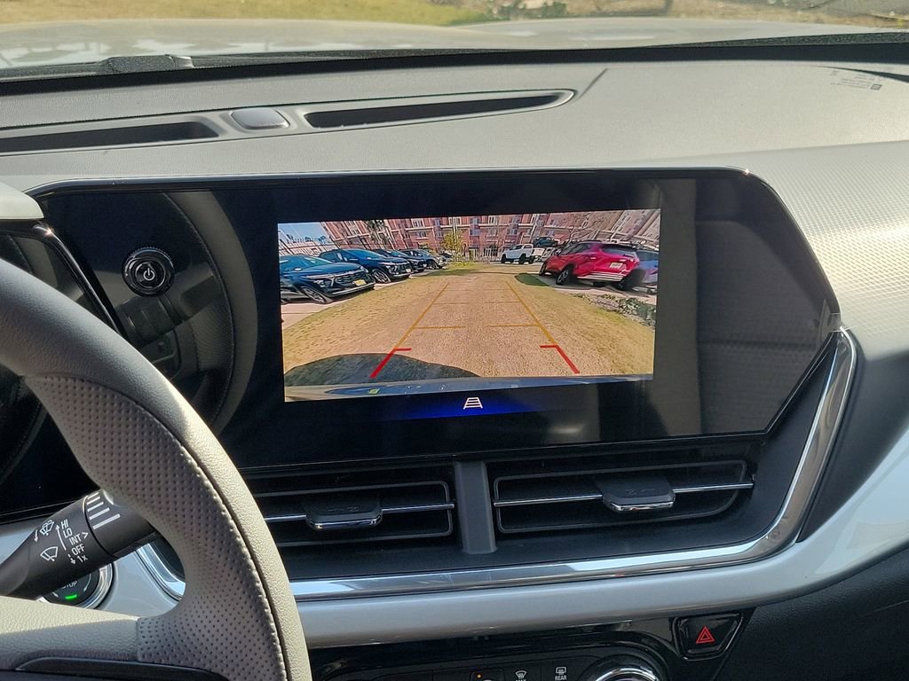 New 2026 Chevrolet Trax LT image 28