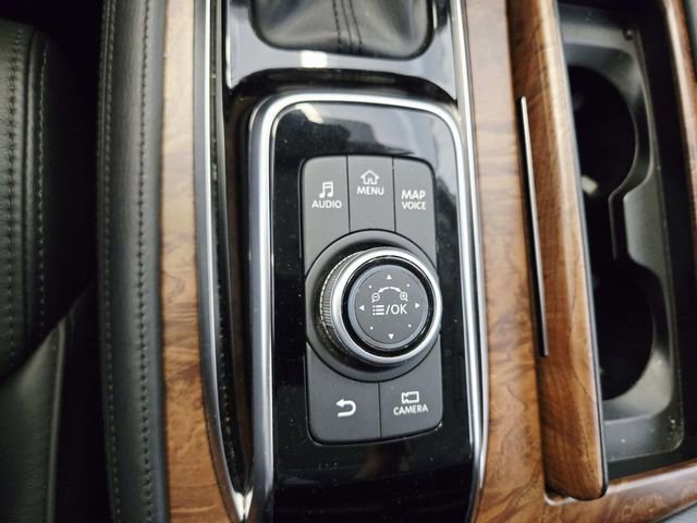 Used 2024 Nissan Armada SL w/ Captain's Chairs Package image 31