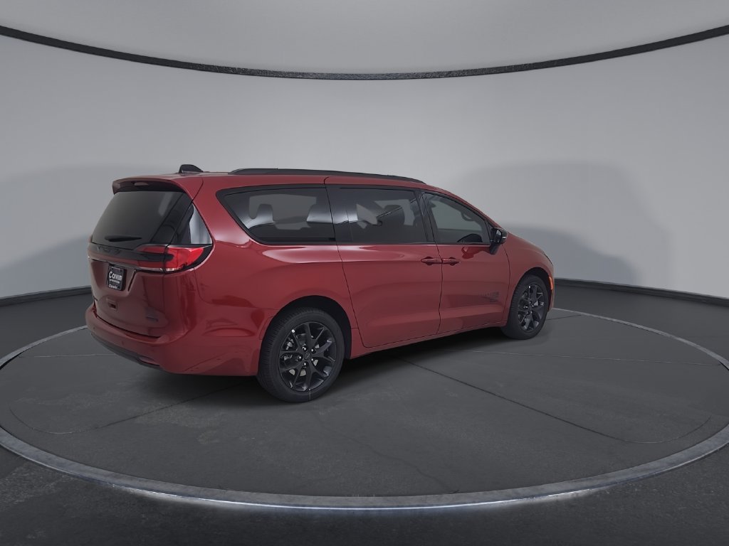 New 2027 Chrysler Pacifica Select AWD/4WD image 15