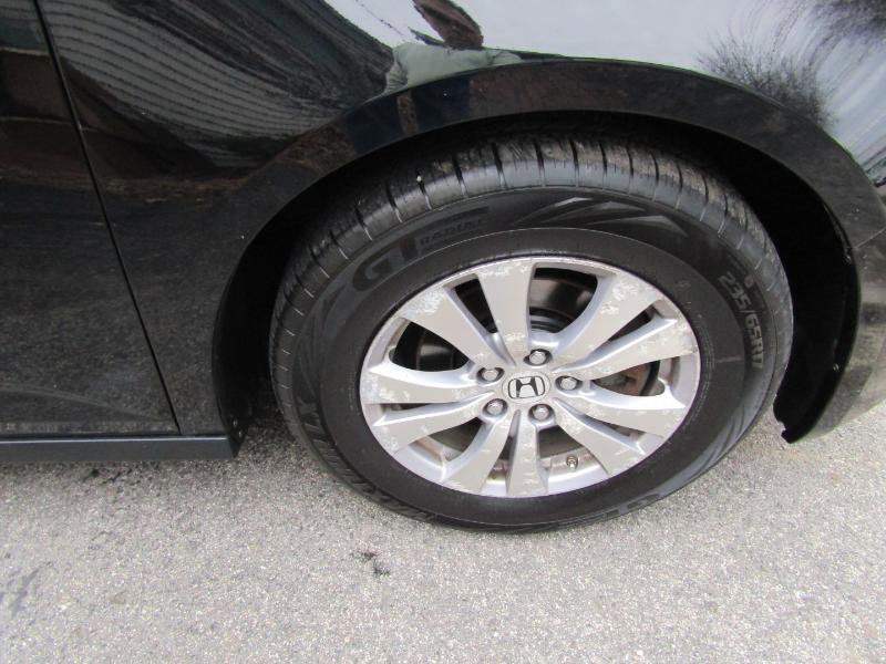 Used 2016 Honda Odyssey SE image 9