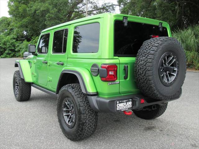 Certified 2025 Jeep Wrangler Unlimited Rubicon w/ XTREMEE 35" Tire Package AWD/4WD image 5