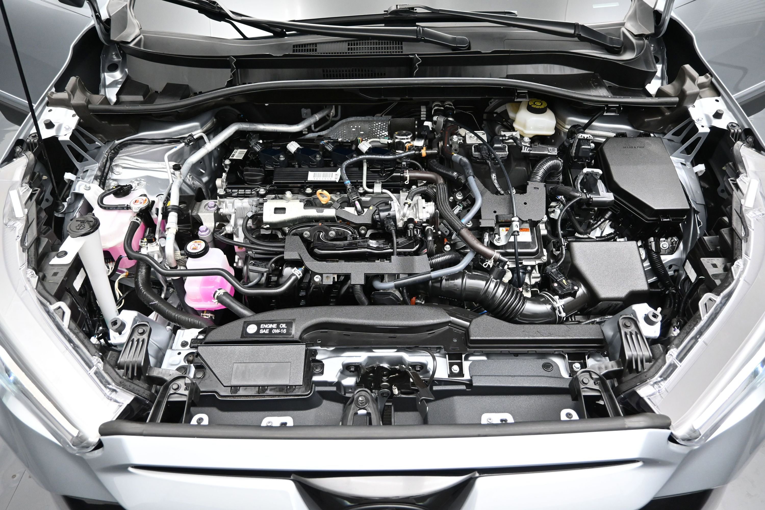Used 2024 Toyota Corolla Cross AWD Hybrid image 8