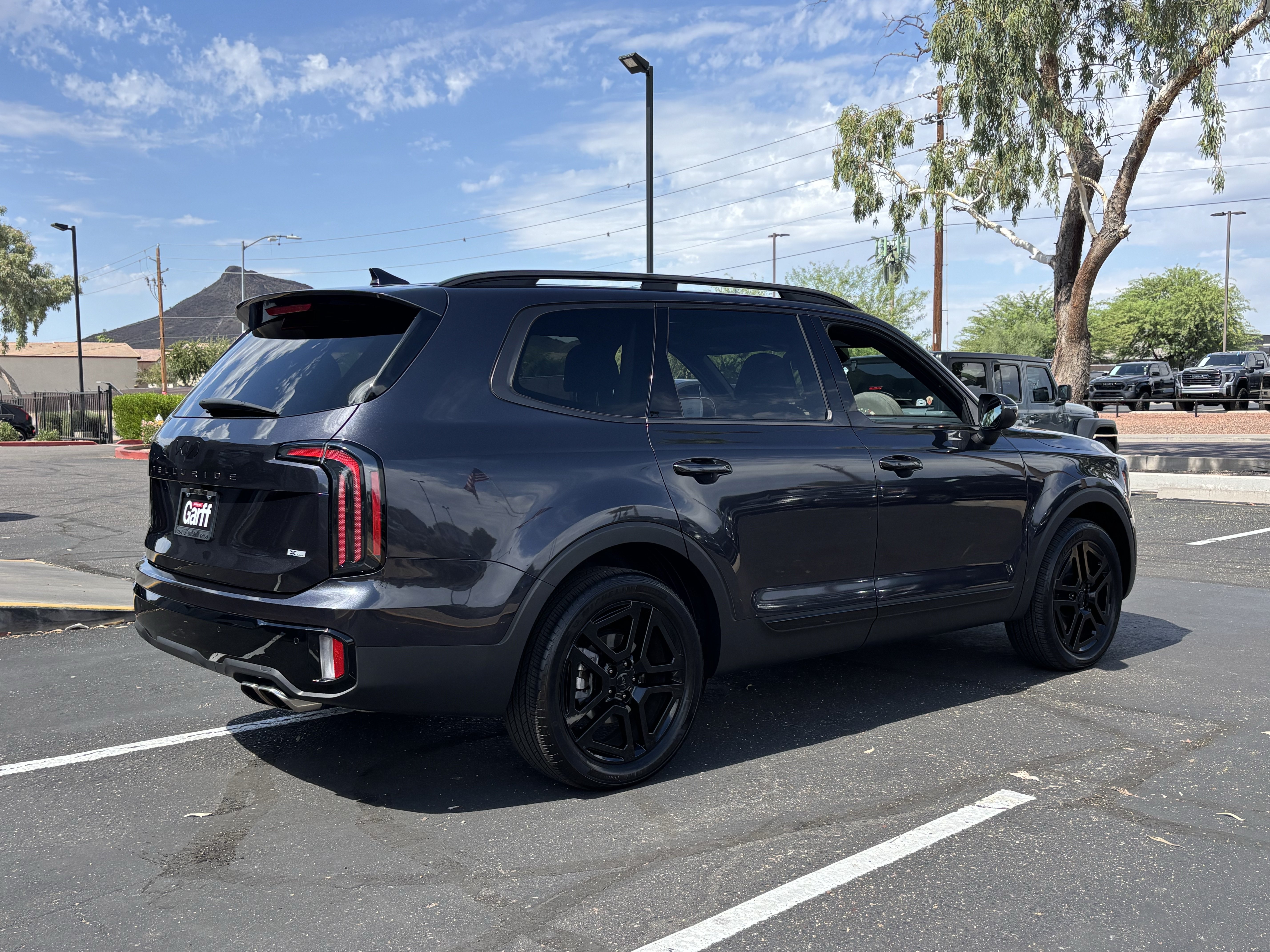 Certified 2025 Kia Telluride EX X-Line AWD/4WD image 3