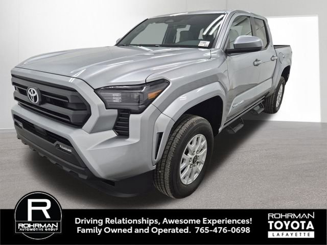Used 2025 Toyota Tacoma SR5 AWD/4WD image 2