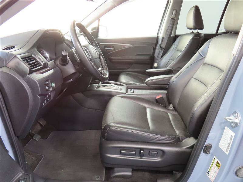 Used 2023 Honda Ridgeline RTL-E image 16