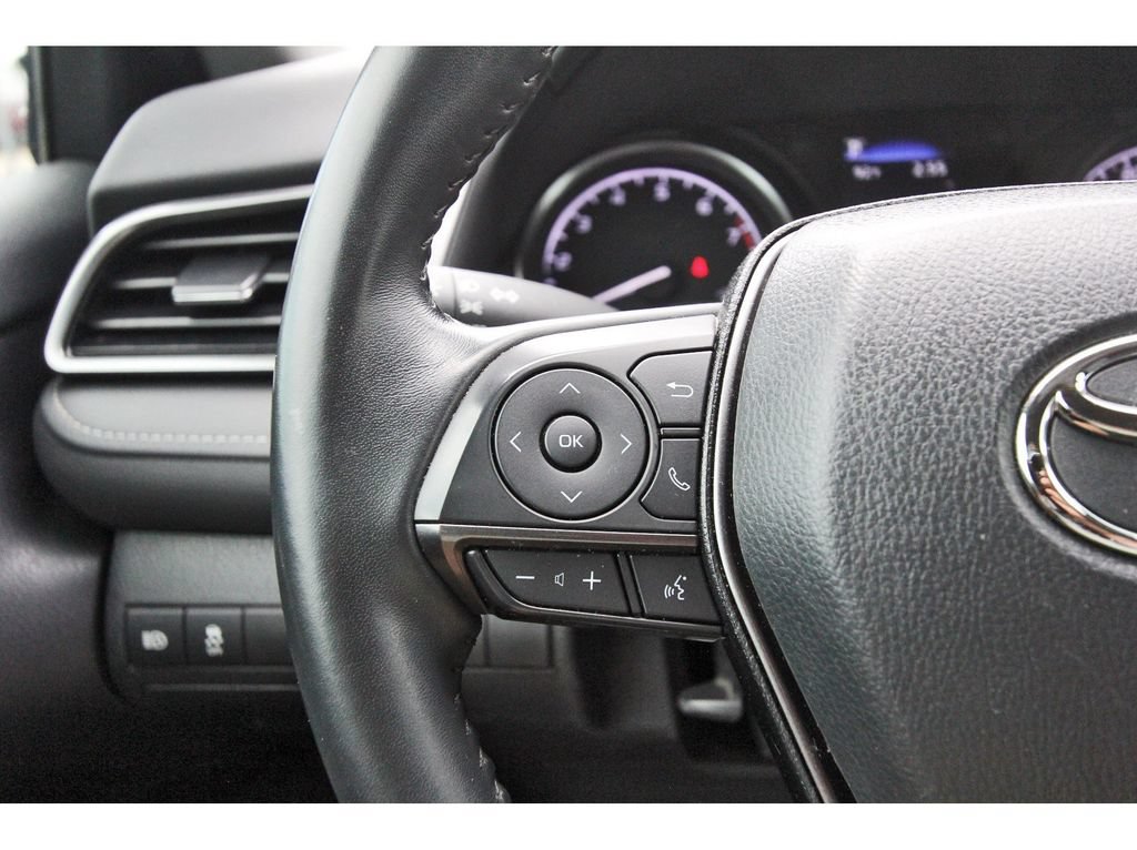 Used 2024 Toyota Camry SE FWD image 18