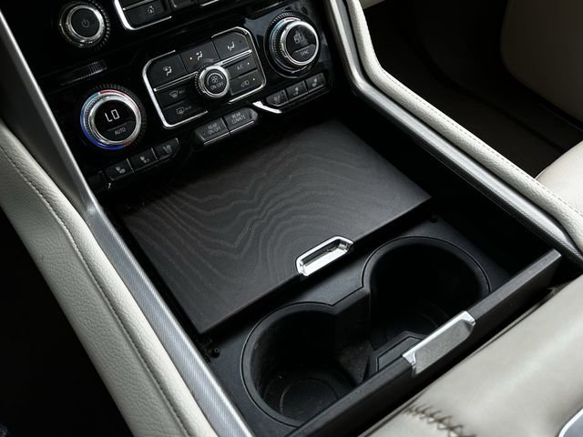 Used 2021 GMC Yukon XL Denali image 22